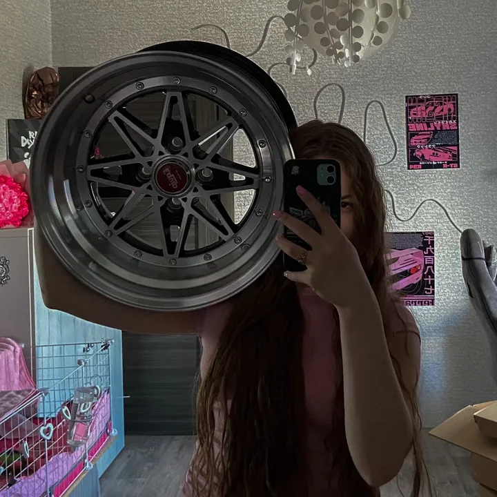 @hruhouse