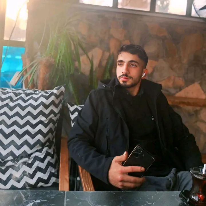 ebzkrt37