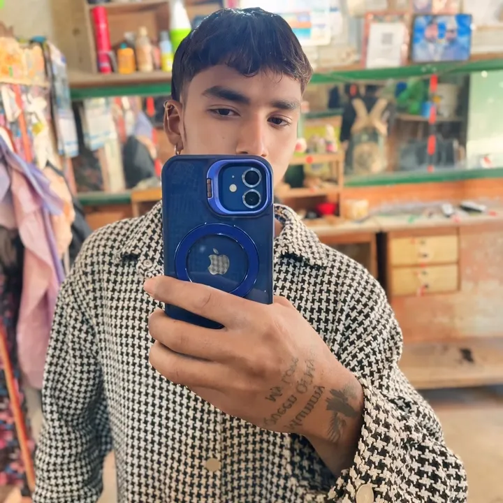 @pravinthakulla3
