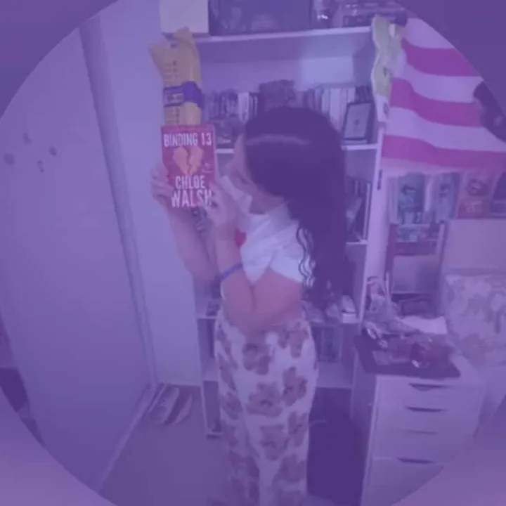 @noa_booklover13