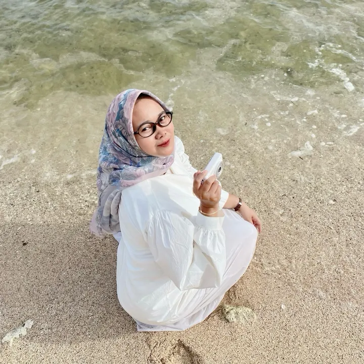 @khikmatunnisa_
