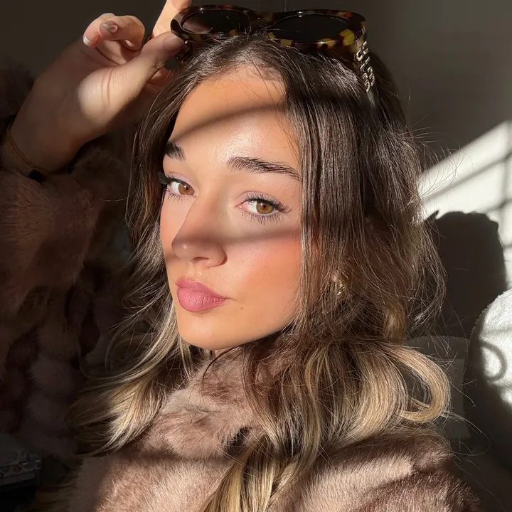 caitlincoroneos