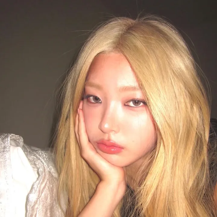 @kxtseyelvx