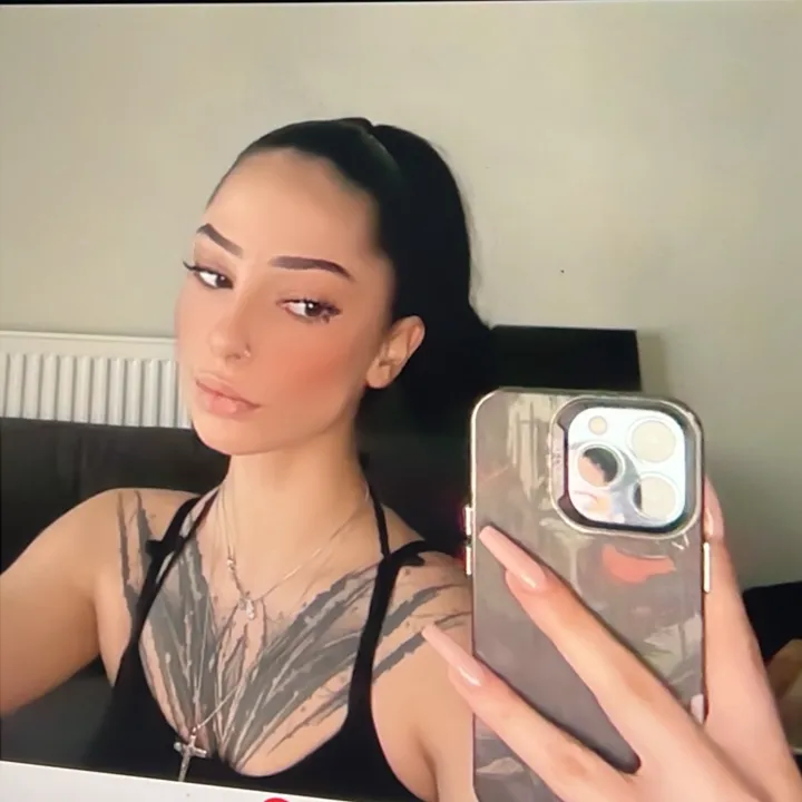 @vasilikiiii_0