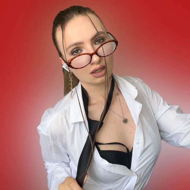 @helga2k_sm