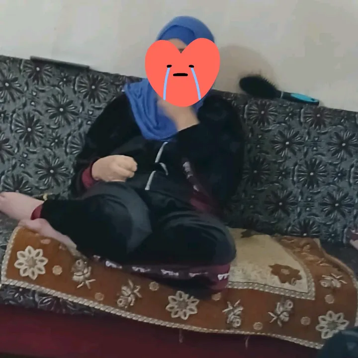 الرسامه ميمو ( نقنوقه) 🇱🇧🎨