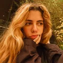 @whatclarareads