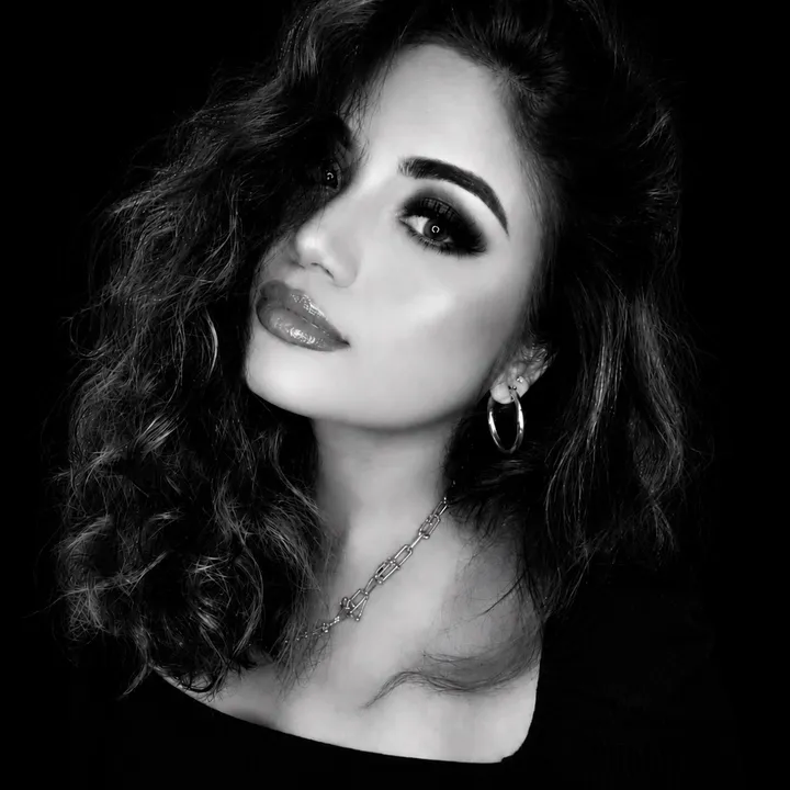 @makeup_by_zuzu11