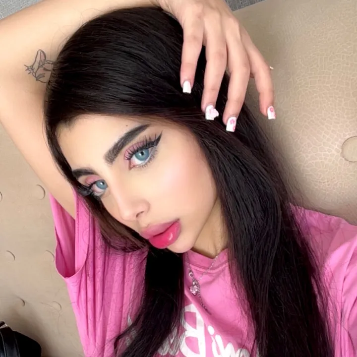 @aylrmtt