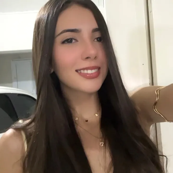 @yasminnuness_