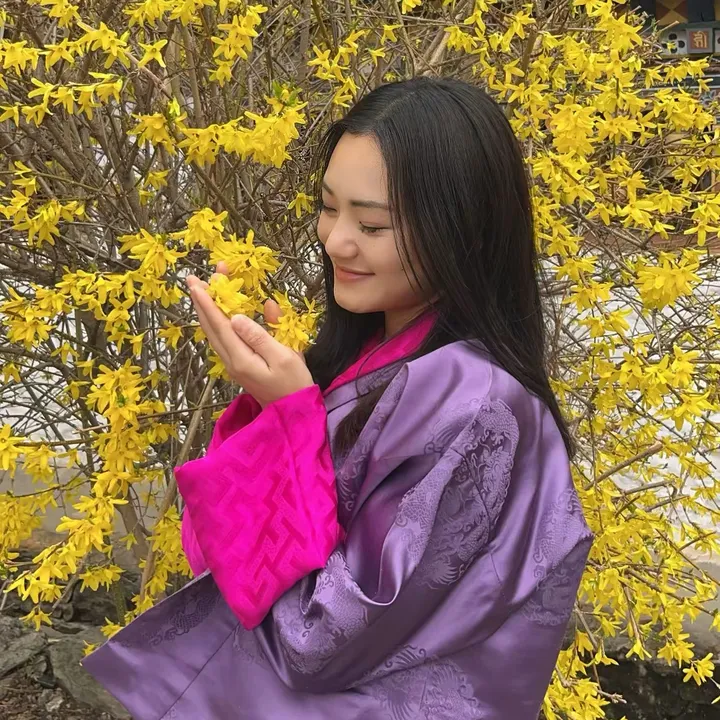 @ugyen01_24