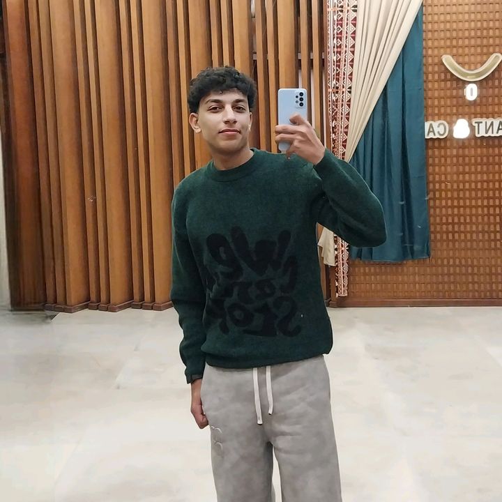 🧛🏻🦇 - original sound