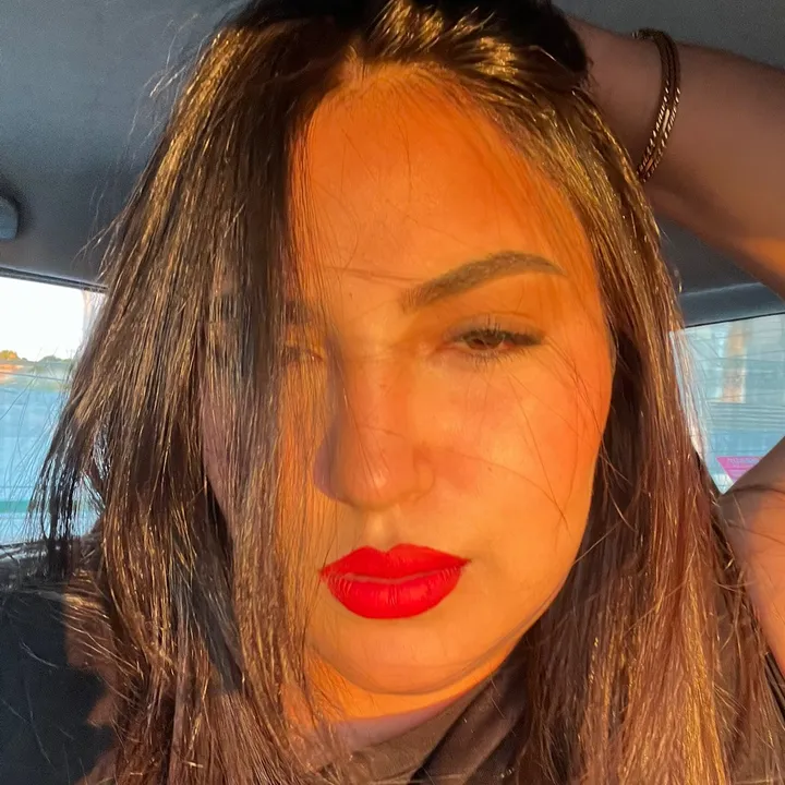 @feriel.abrougui