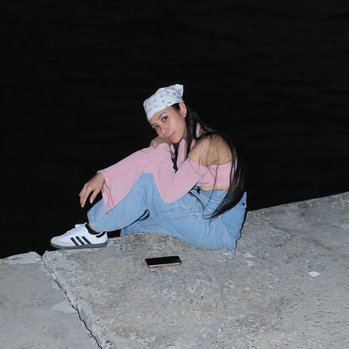 simple_girl754