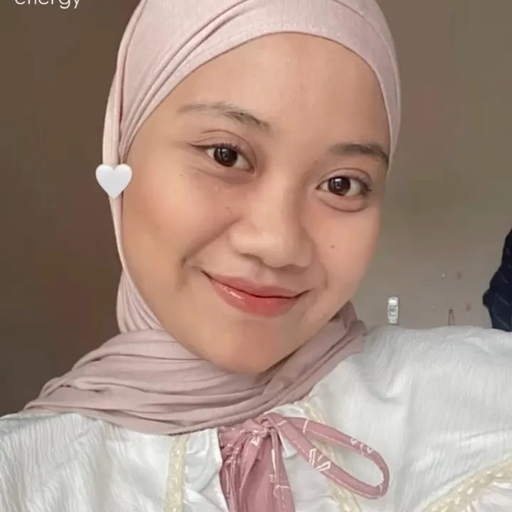 @desnalaaa