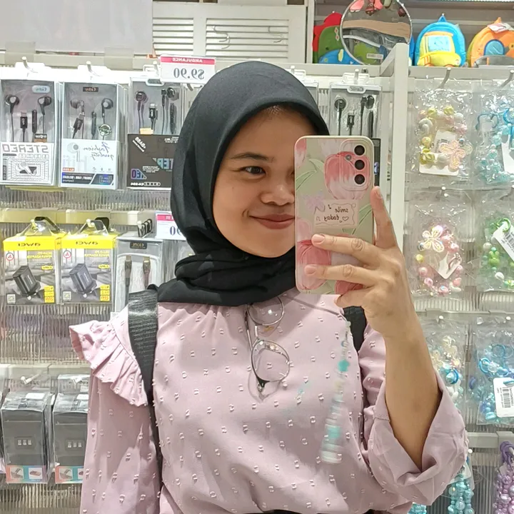 hallo_ayu98