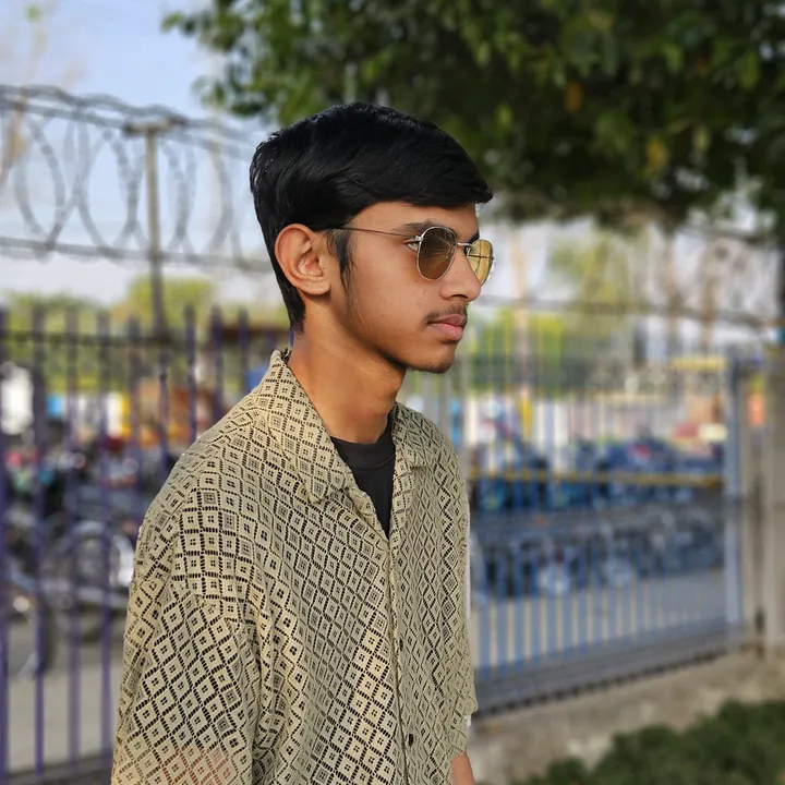 @whos_hamziii