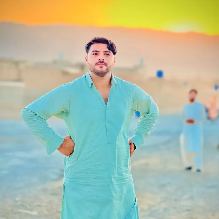 @akramak290