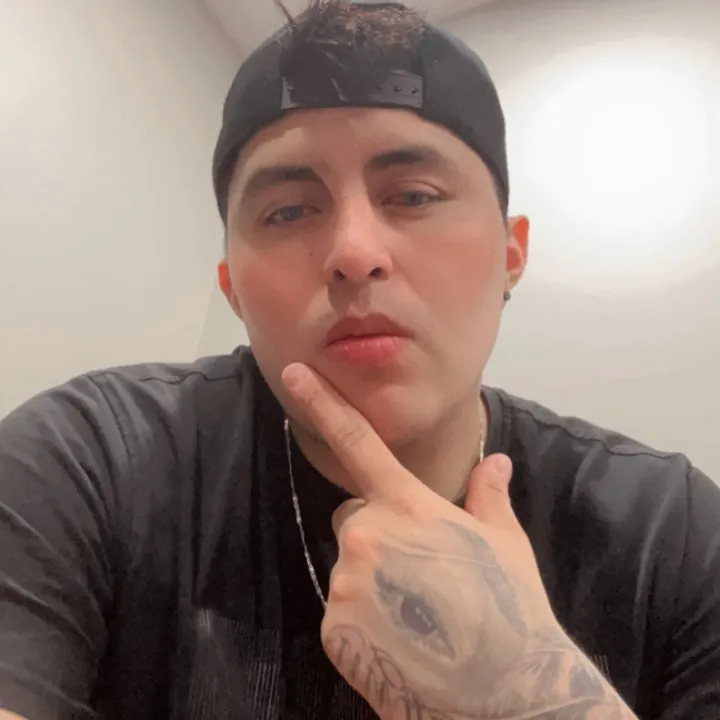 aleevega713_
