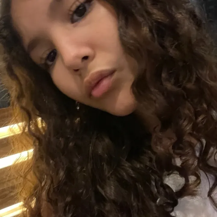 @liv.zazu1