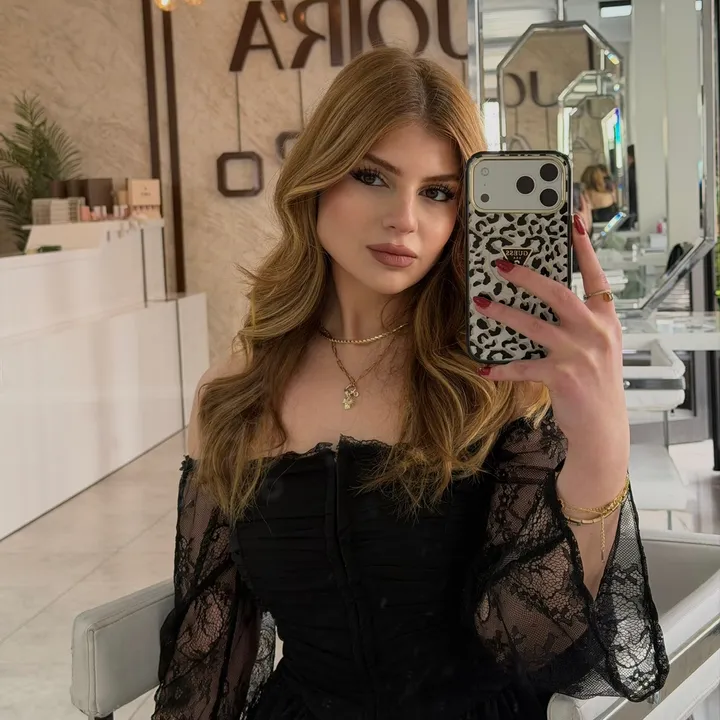 @dilaraakcinar