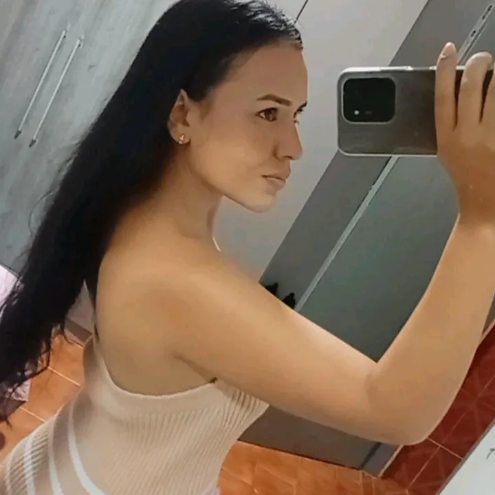 tiffanysantos35