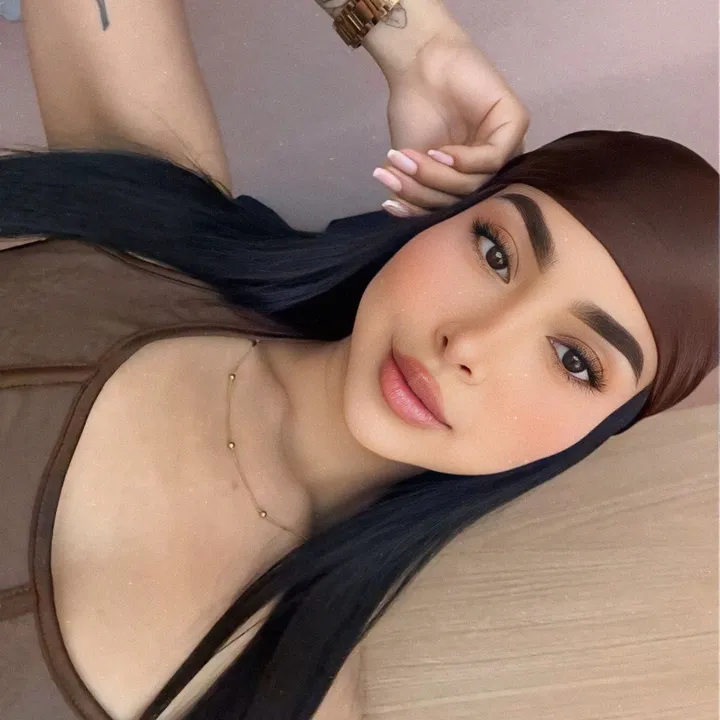 @lauraacbl