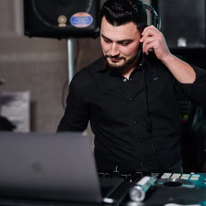 dj_anti