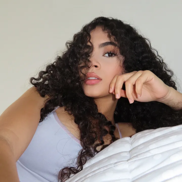 @naazziira