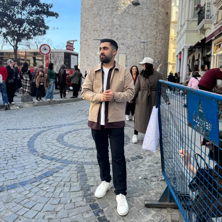 aga_bey_
