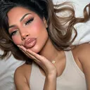 @makeupbyalinnaa