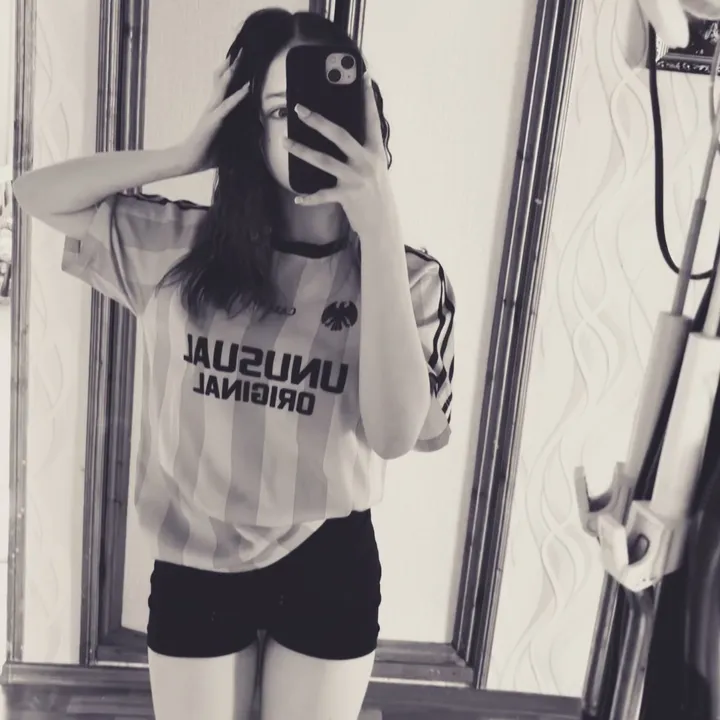 @badmilfa