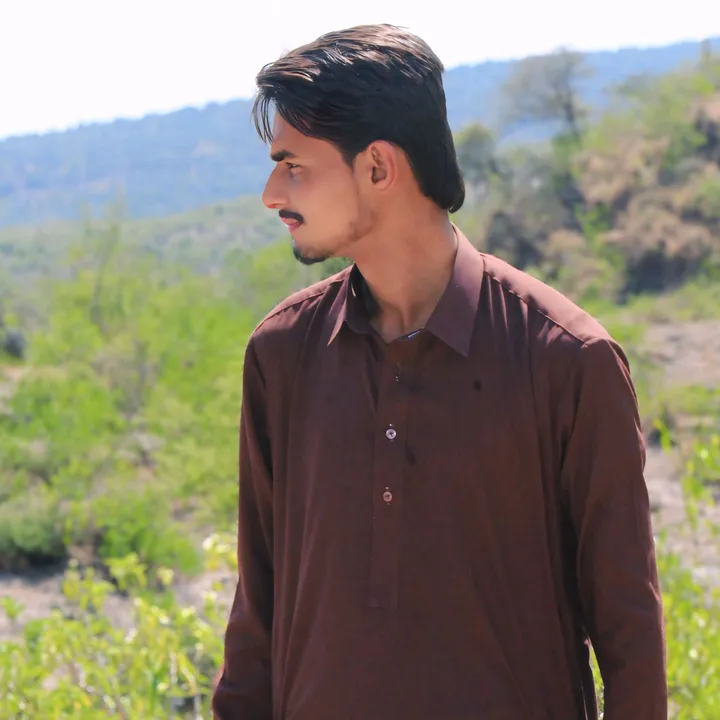 mobeen4325