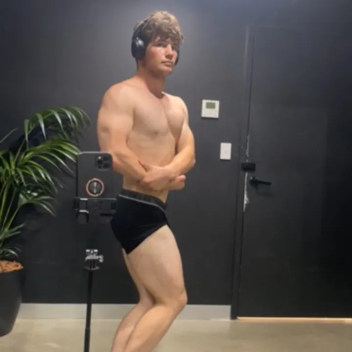 @kiannharris