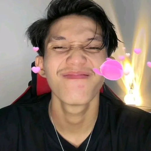 @putri_111222999