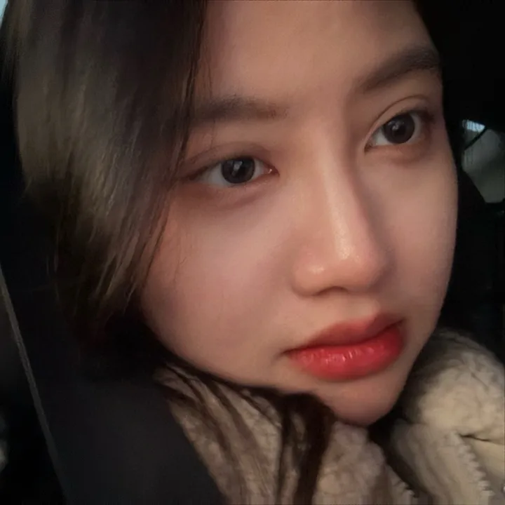 mona_bee03