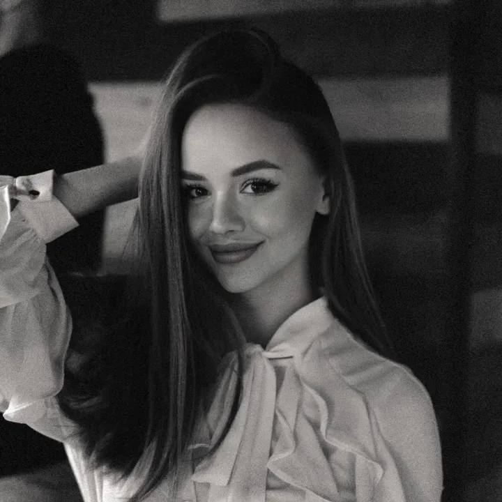 julia_hrebtovich