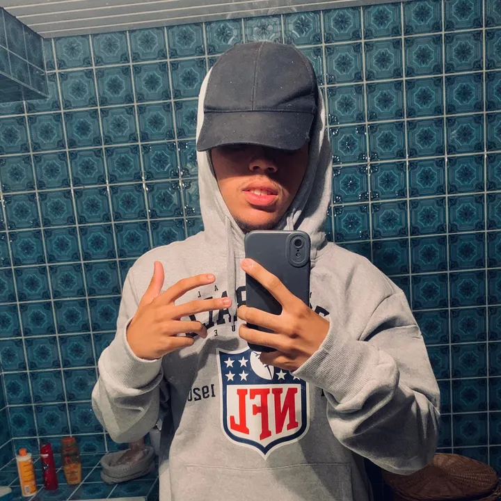 @.domz7