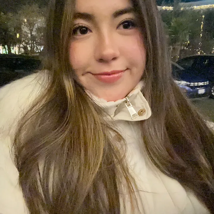 @victoria.manriqueee