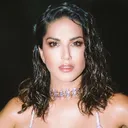 @sunnyleone
