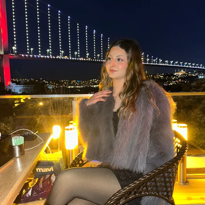 zeynoyumm.18
