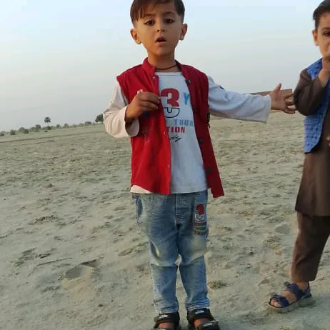 lmkhan95