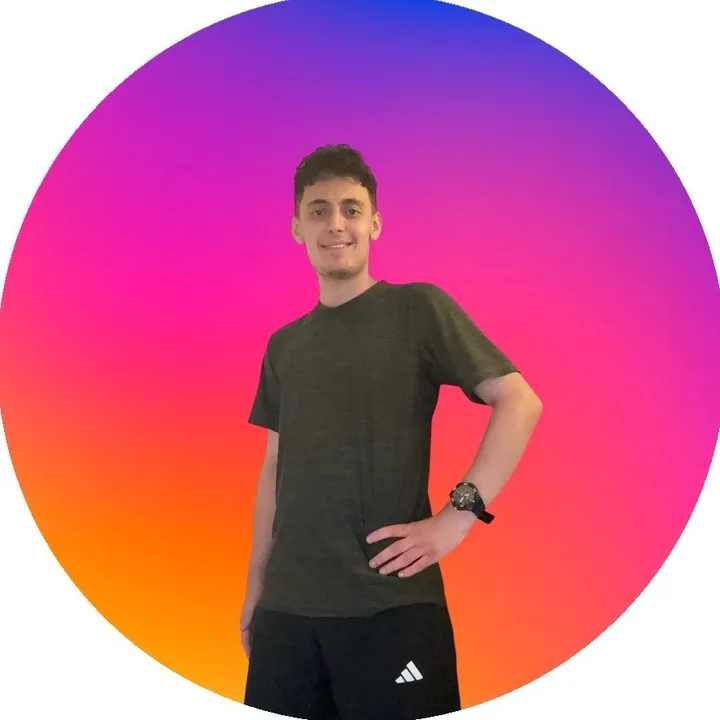 lewis_stavrou