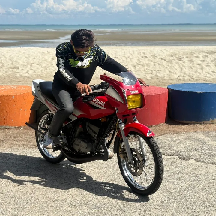 @fadzlyzam