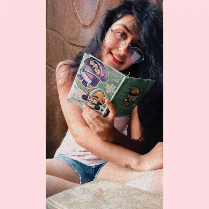 @ishika_valecha__