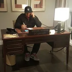 @dcgaragelloyd