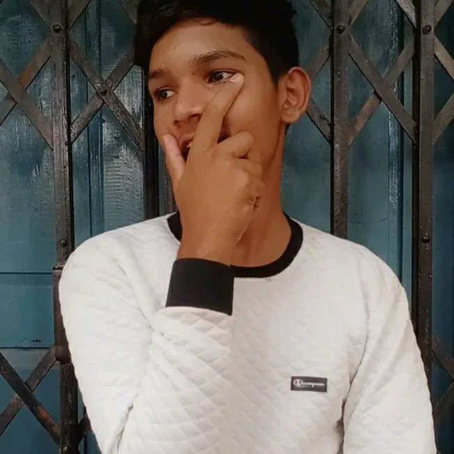akhildstarzz