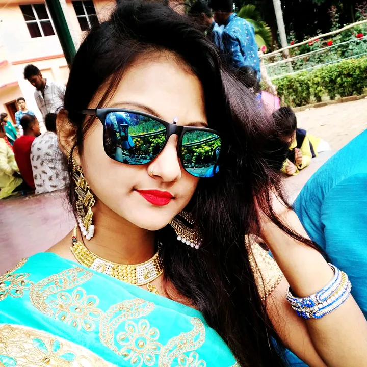 miss_dhinchak_puja90x