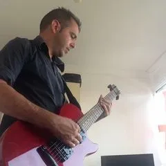 @stefanosannia