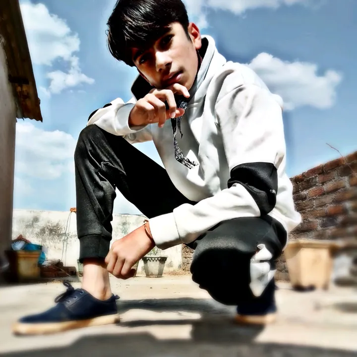 mr_tanishq_.04